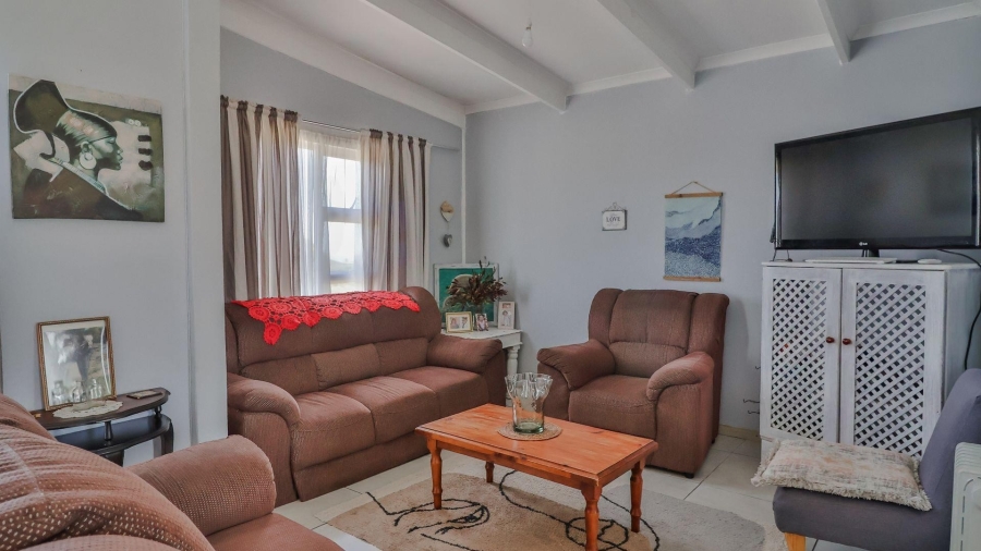 4 Bedroom Property for Sale in De Kelders Western Cape